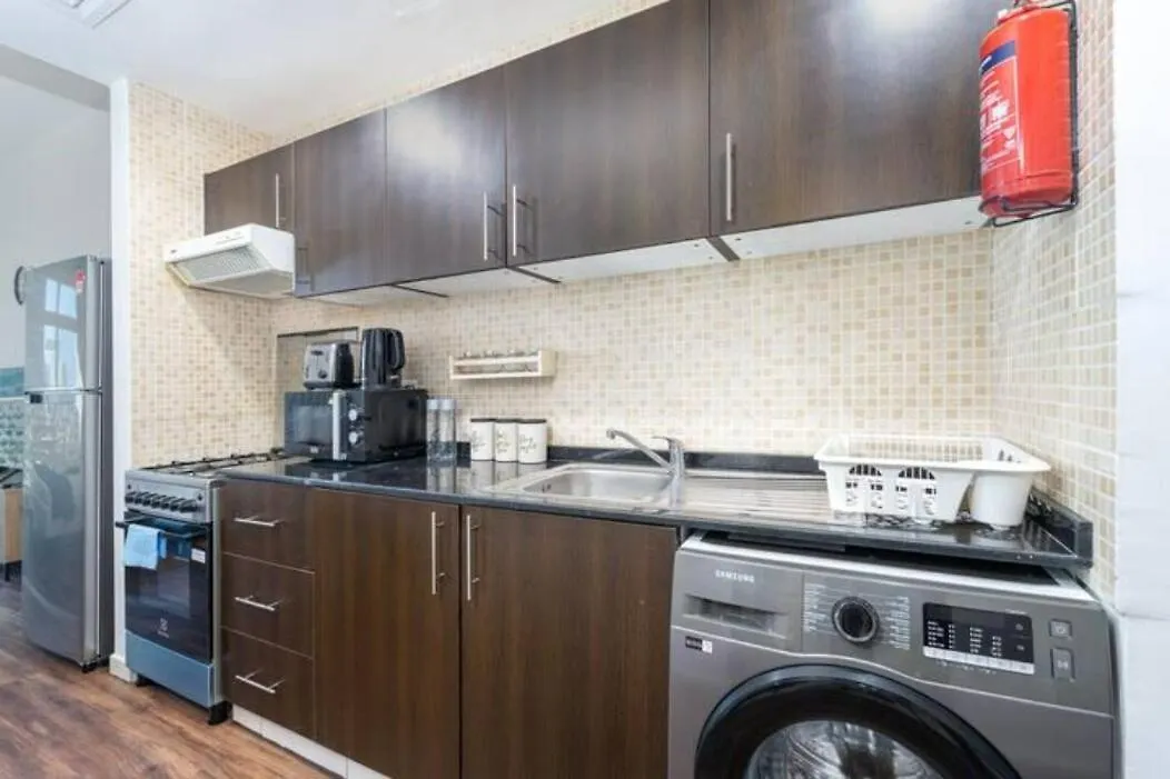 Calm Studio Apartment Right By The Golf Courses In Sports City Dubai